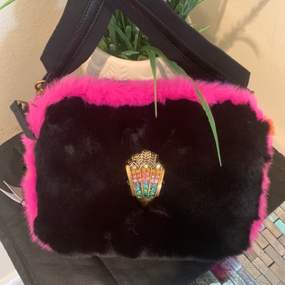 Kurt Geiger London Kensington Large Leather & Faux Fur Camera Bag - Picture 5 of 16